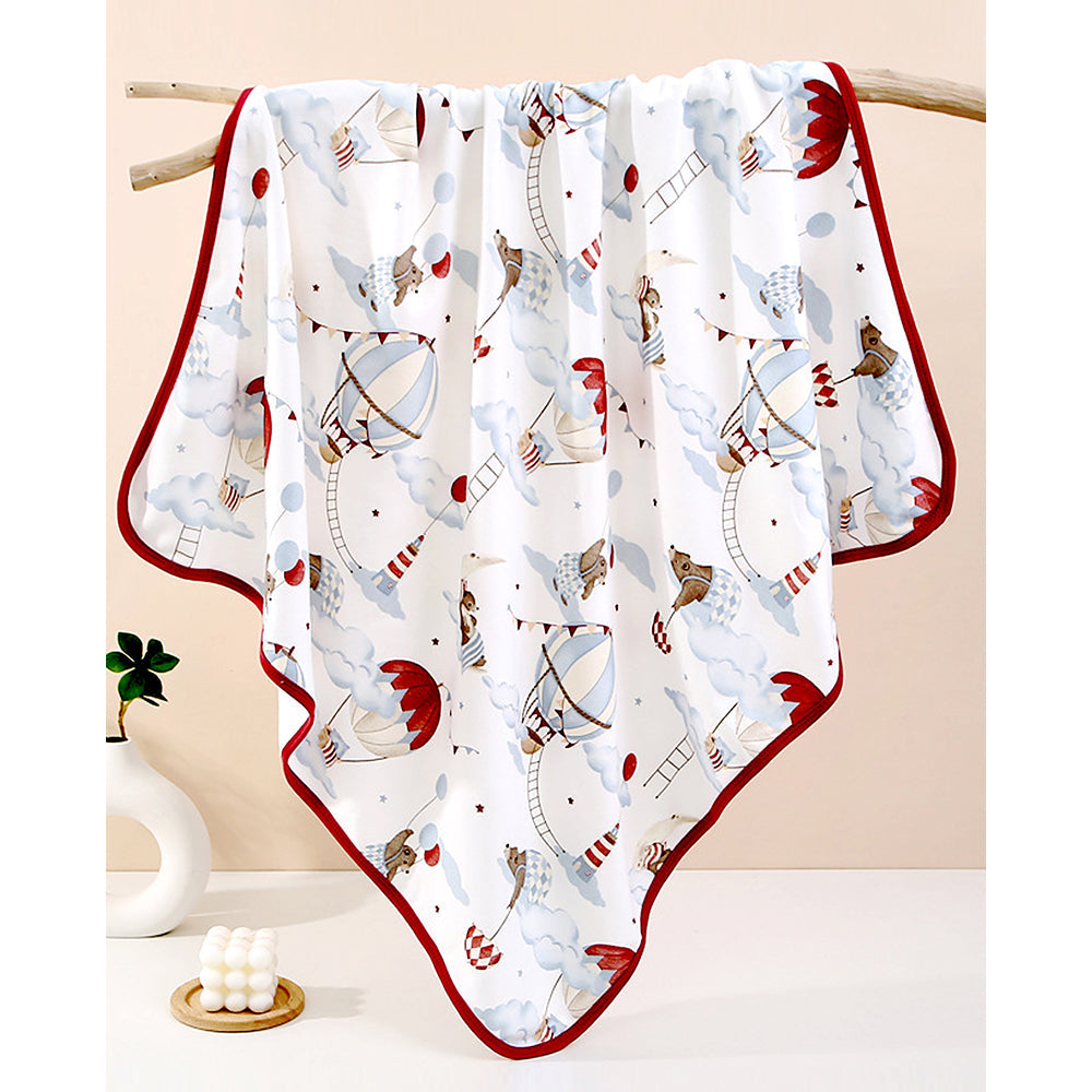 Red Hot Air Balloon 1 PC Kids Cotton Muslin Dohar With Hooded Print