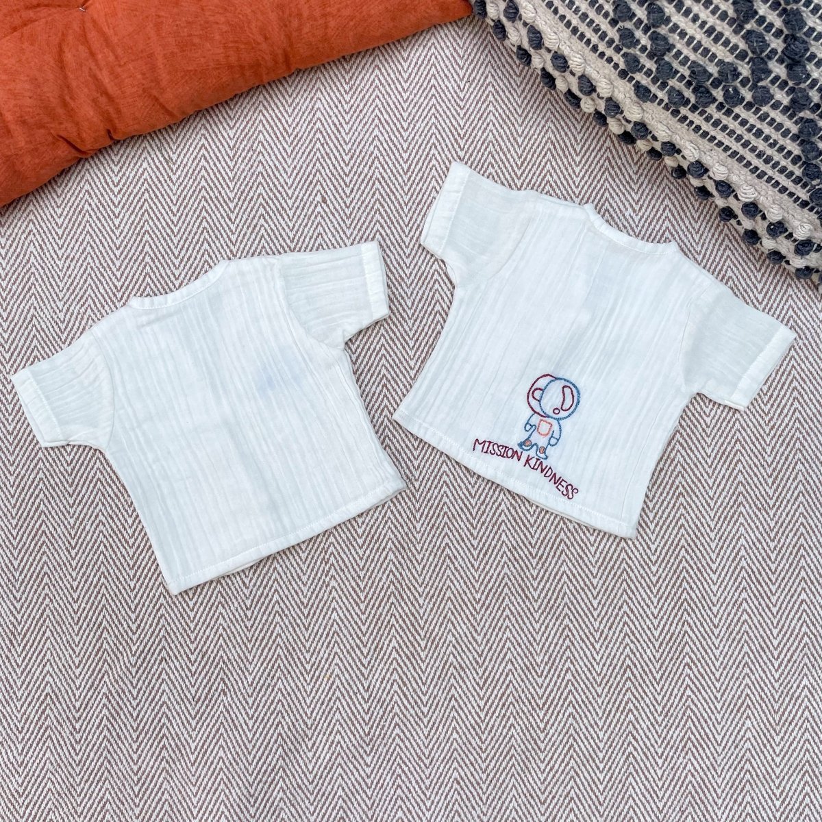 Bhaakur Mission Kindness Muslin Premature Baby Jhabla Set
