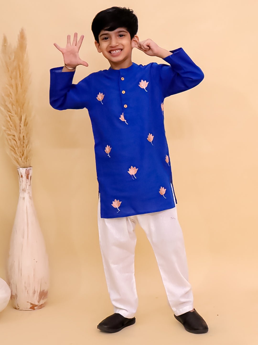 Kamal Vatika Embroidered Boys Kurta Pajama Set