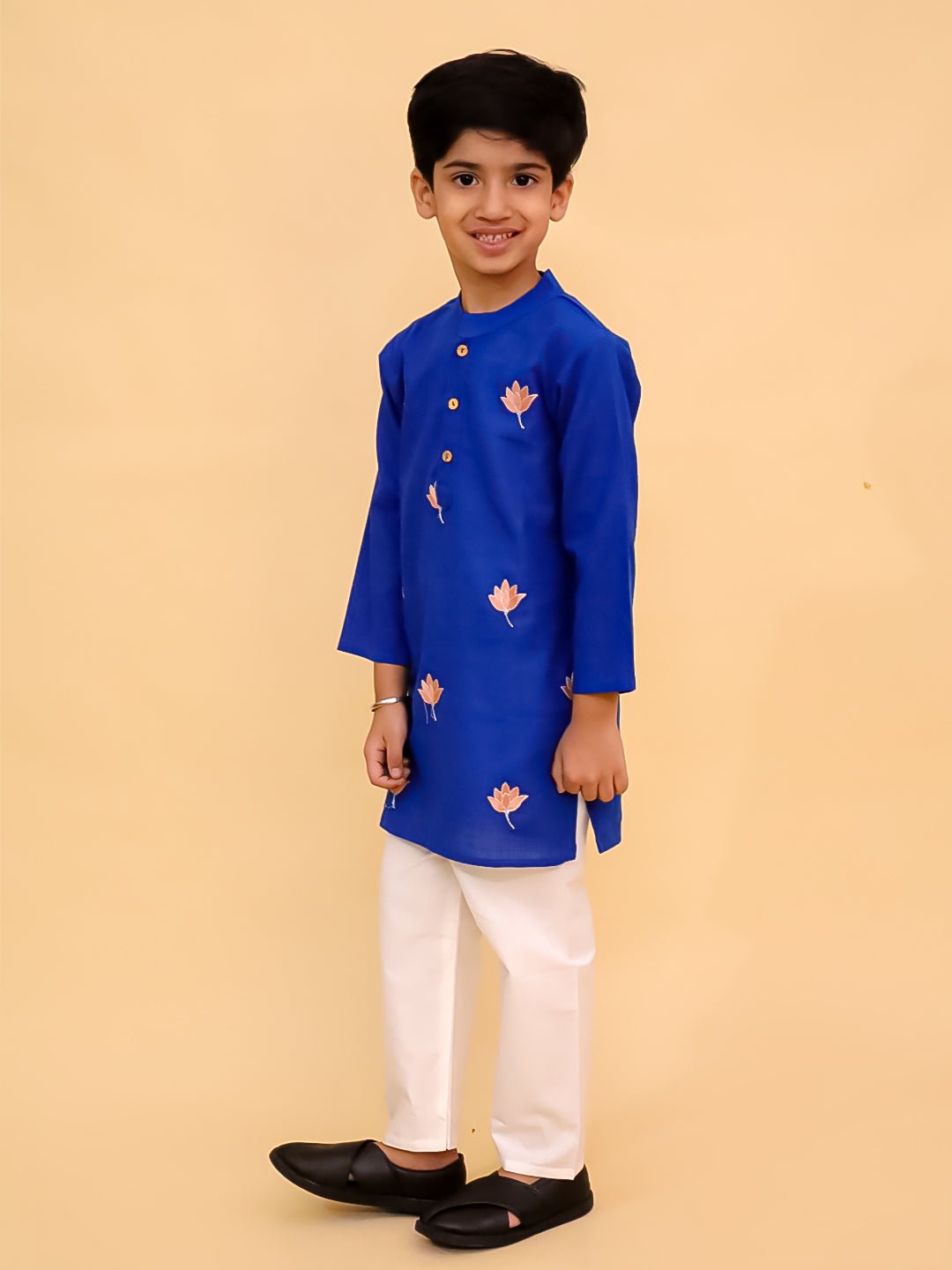 Kamal Vatika Embroidered Boys Kurta Pajama Set
