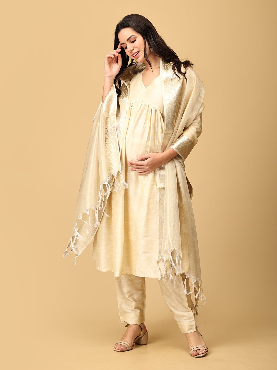 Onakkodi Maternity and Nursing Silk Kurta Set Off-white