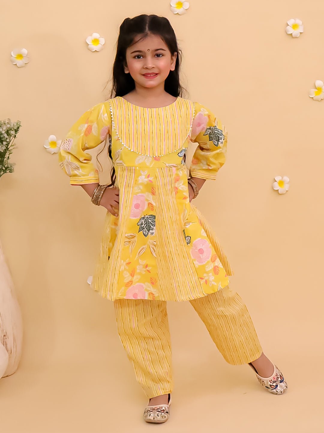 Ray of Style Floral Print Girls Anarkali Kurta Set