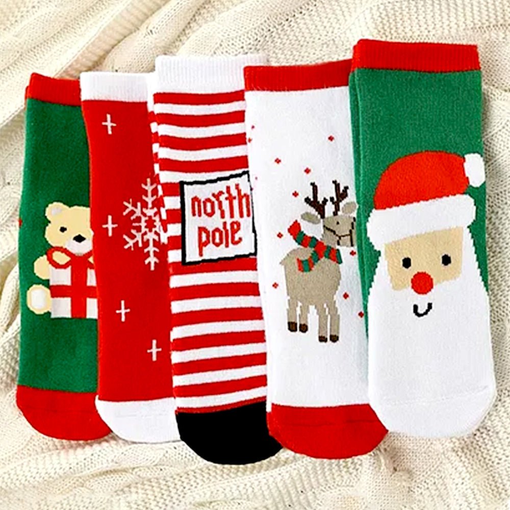 Little Surprise Box Red Green White Christmas Ankle Socks Set of 5