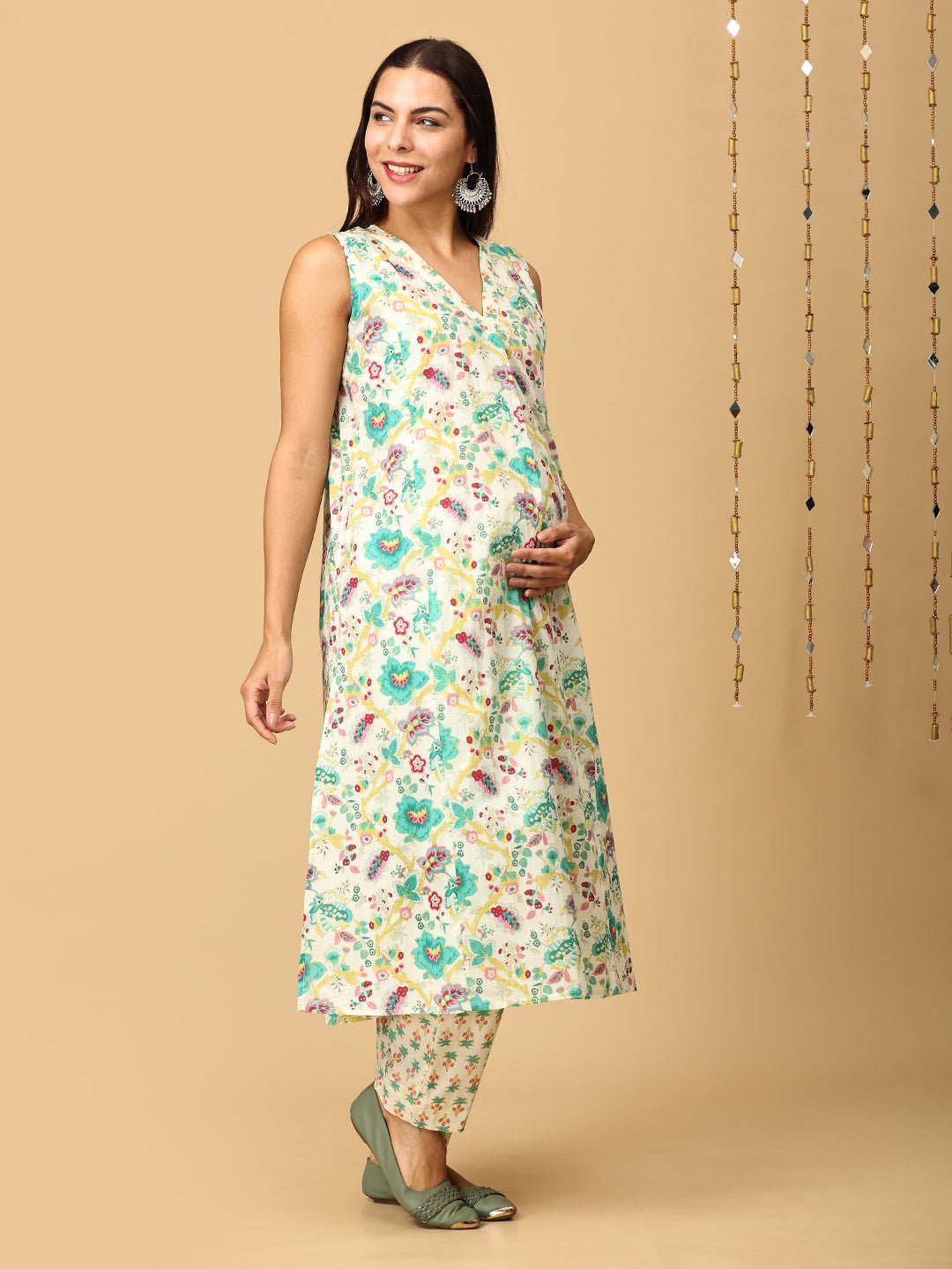  Aabha Maternity and Nursing Sleeveless Kurta Set Multi