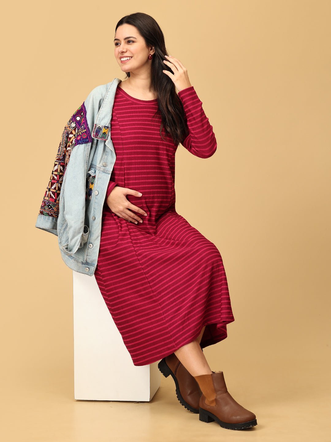  Aurora Berry-alis Ribbed Maternity and Nursing Dress Magenta