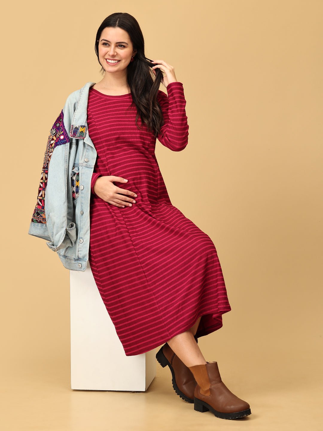  Aurora Berry-alis Ribbed Maternity and Nursing Dress Magenta