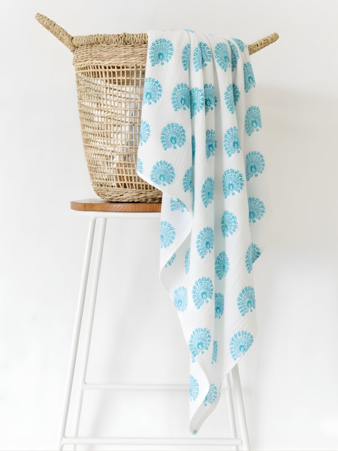 Little Peacock 1 PC Cotton Muslin Baby Swaddle Wrap