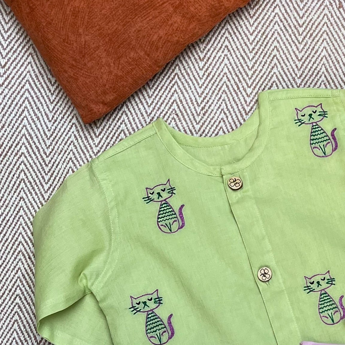 Bhaakur Artisan Embroidery Organic Cotton Full Sleeves Jhabla
