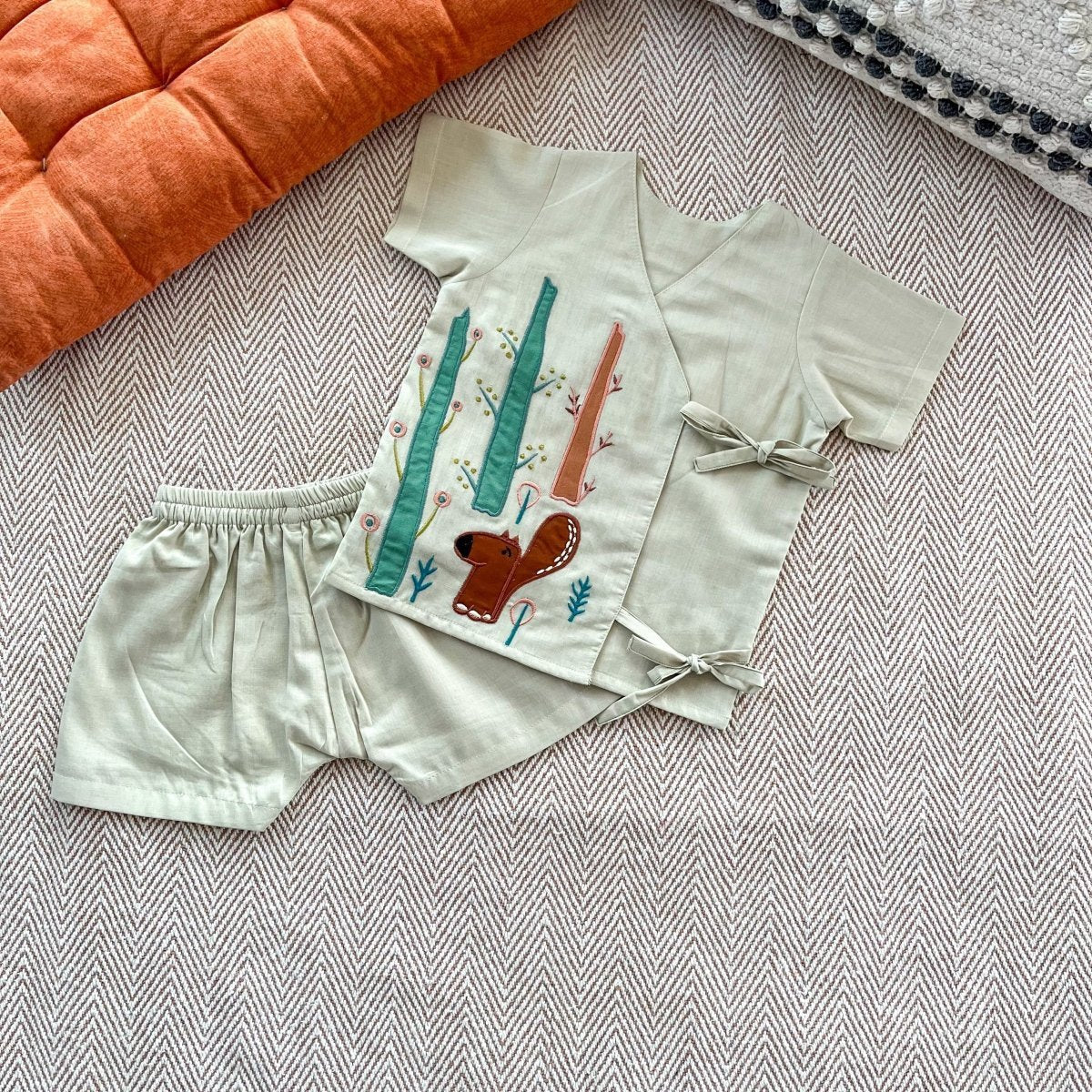 Bhaakur Voile Squirrel Patchwork Infant Jhabla Set