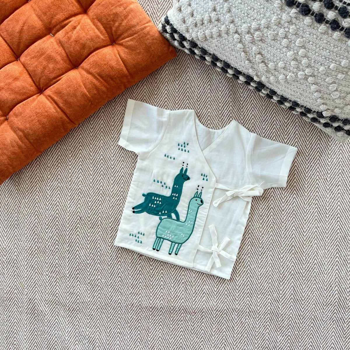 Bhaakur Voile Squirrel Patchwork Infant Jhabla Set