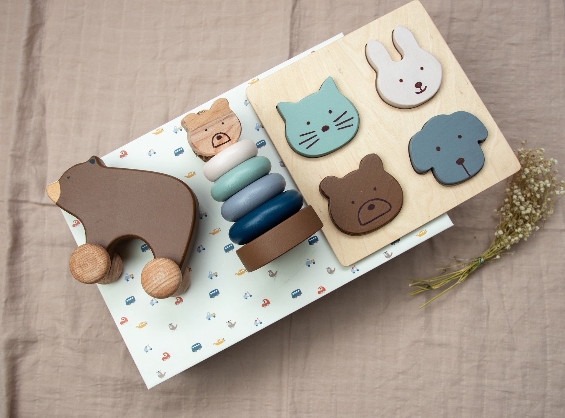 Bear Toddler 3 PCS Wooden Toy Gift Box With Roller And Stacker