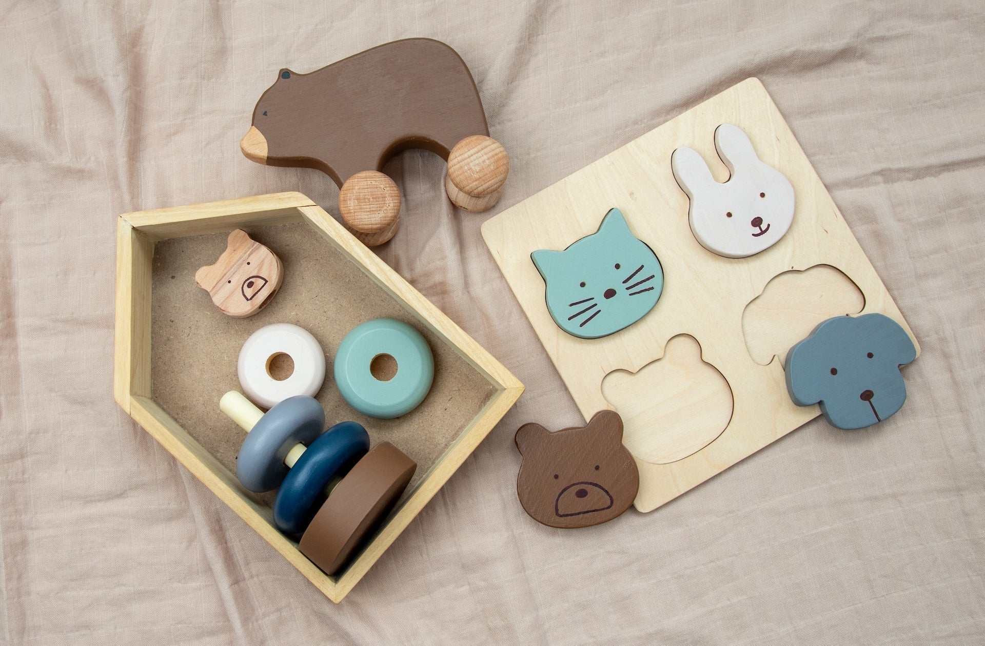Bear Toddler 3 PCS Wooden Toy Gift Box With Roller And Stacker