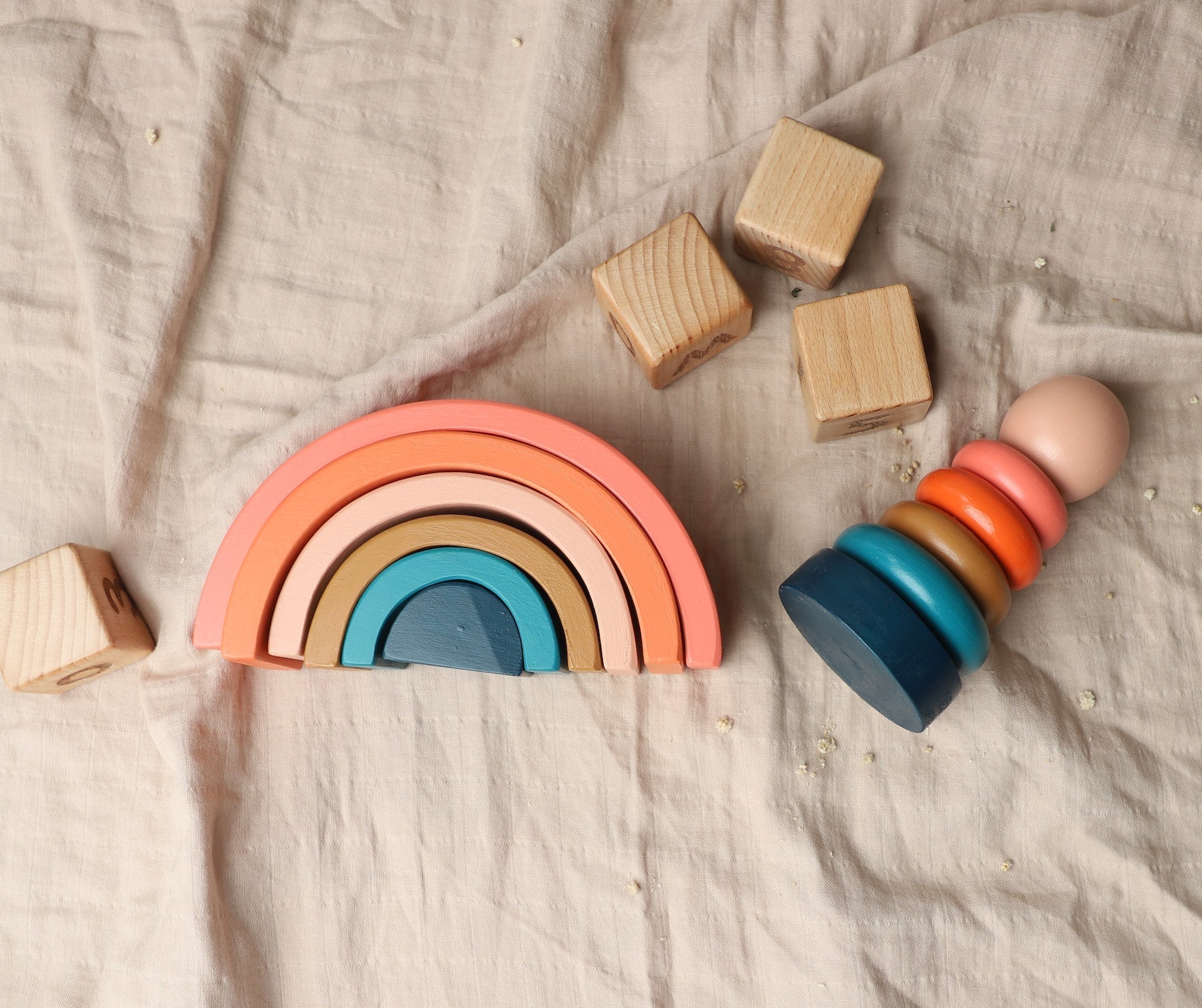 Stack & Play Sunset Wooden 2 PCS Toddler Gift Box With Stackers