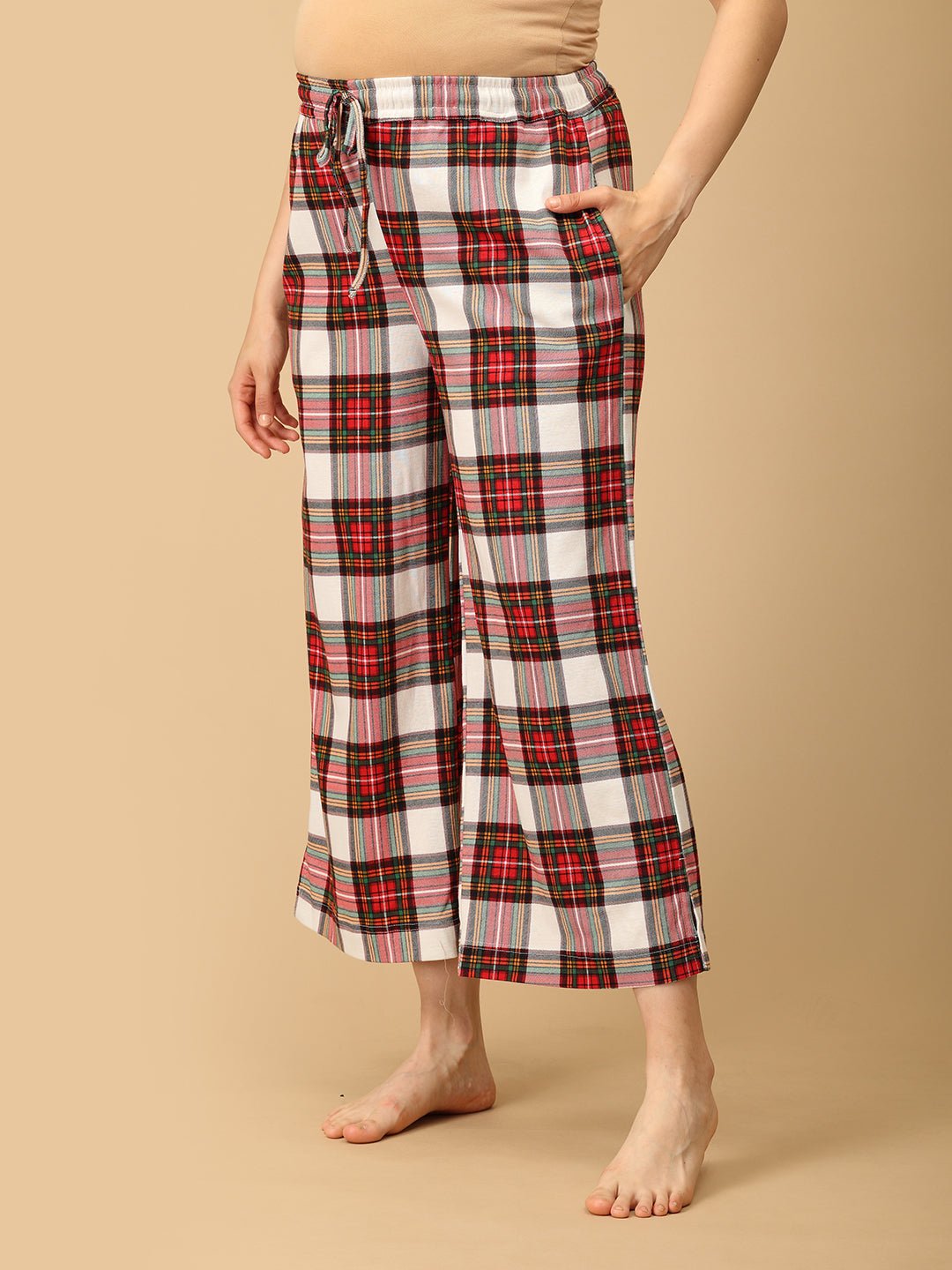  Check Me In Maternity and Nursing Pajama Set Multi