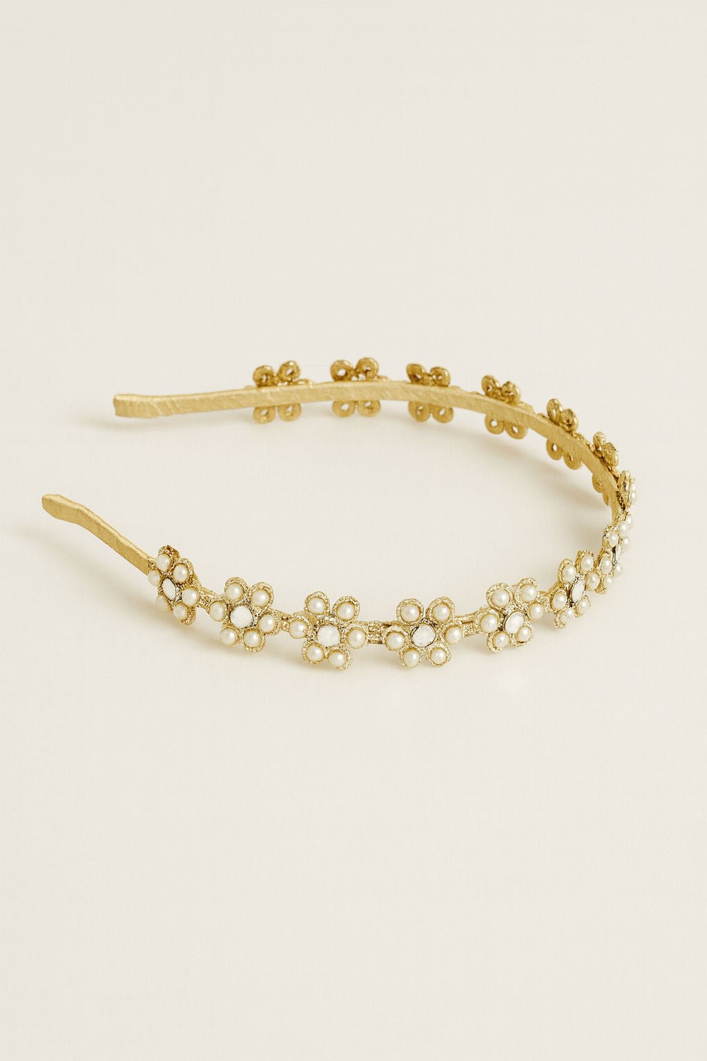 Pearl Floral Luxe Party Elegance Girls Hairband With Lace And Mirror Work