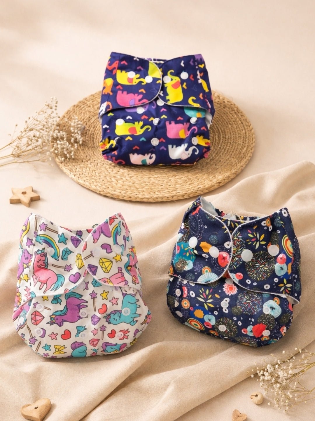 Multicolour Reusable Cloth Diaper Combo With 3 Microfibre Soakers