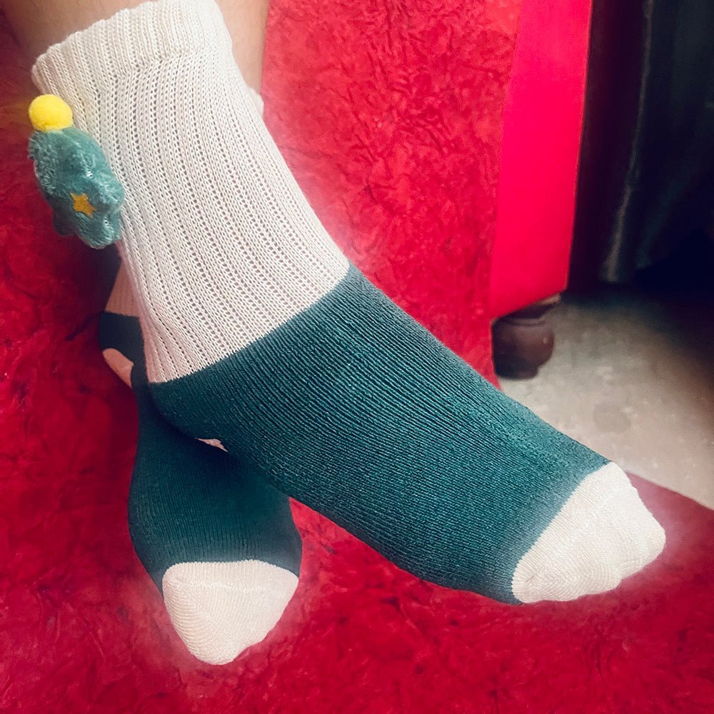 Little Surprise Box Cream Green 3D Christmas Tree Socks For Kids