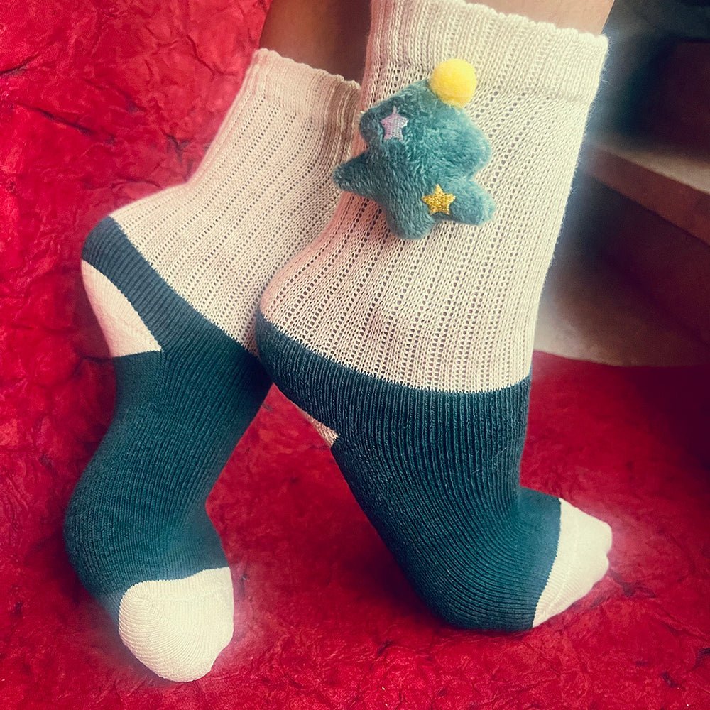 Little Surprise Box Cream Green 3D Christmas Tree Socks For Kids