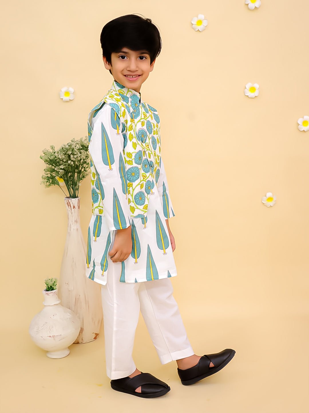 Emeraluxe Boys Jacket And Kurta Pajama Set