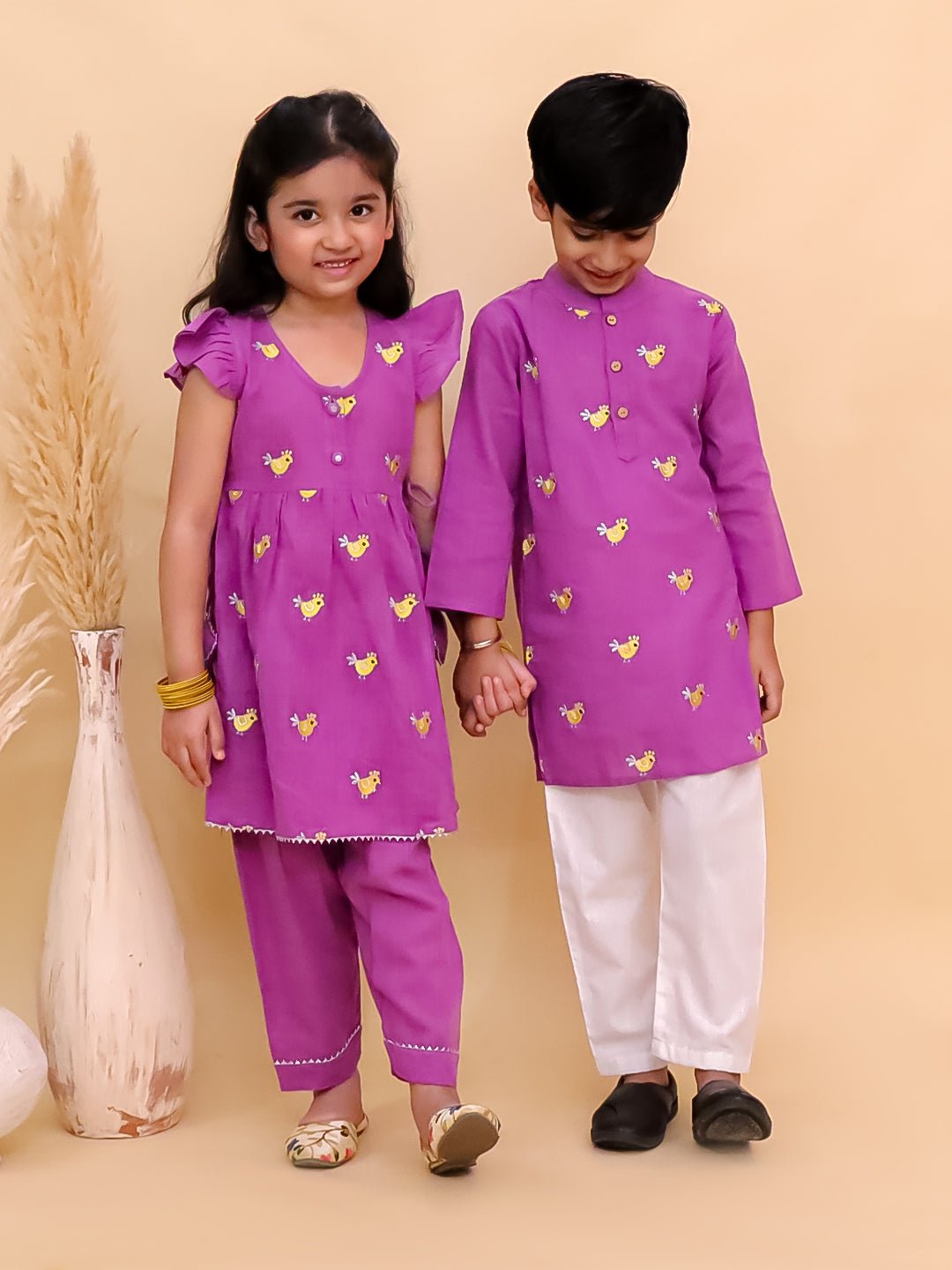 Jhilmil And Tweet Dreams Printed Kurta Pajama Twinning Set For Kids