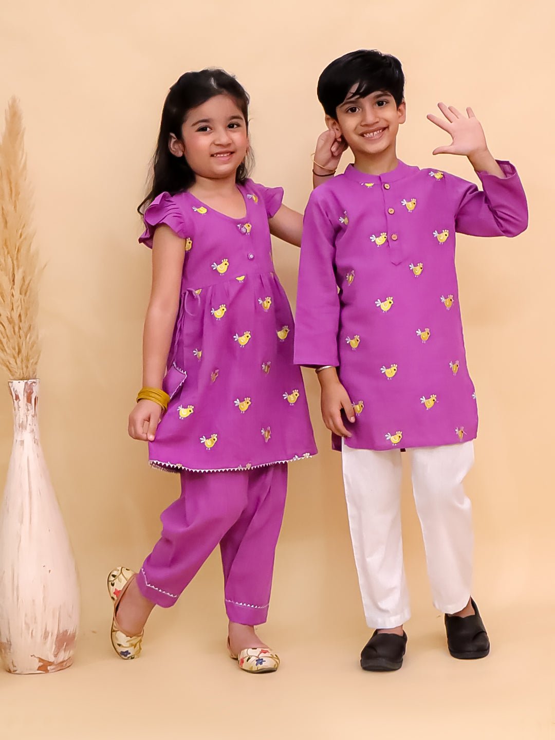 Jhilmil And Tweet Dreams Printed Kurta Pajama Twinning Set For Kids