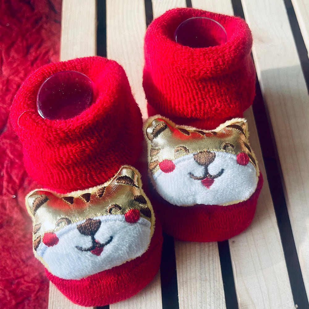 Little Surprise Box Golden 3D Lucky Festive Cat Christmas Booties For Infants