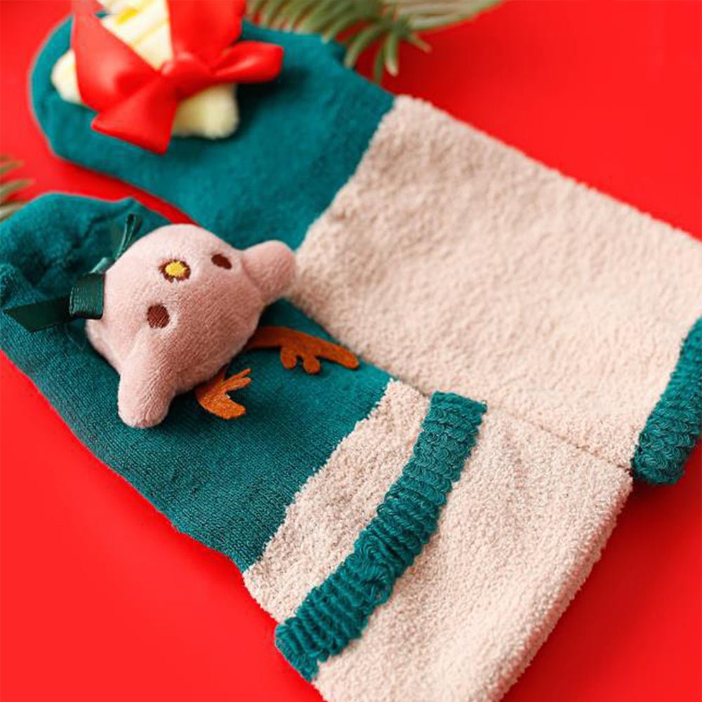 Little Surprise Box Green Reindeer Bell Christmas Ankle Socks For Kids