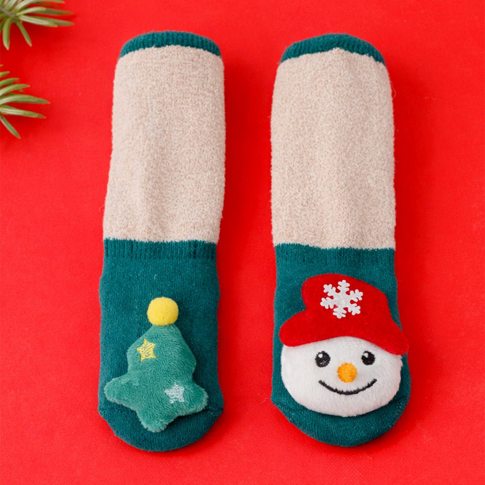 Little Surprise Box Green Snowman Tree Christmas Ankle Socks