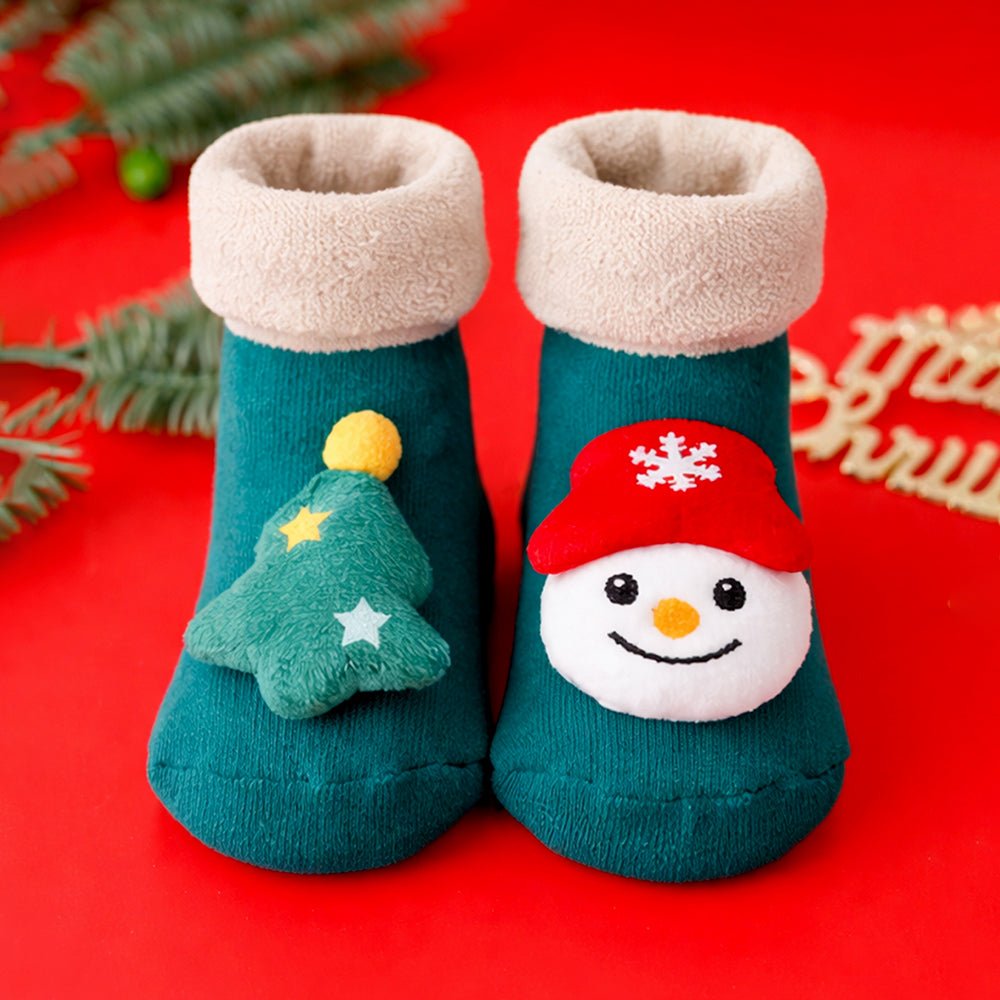 Little Surprise Box Green Snowman Tree Christmas Ankle Socks
