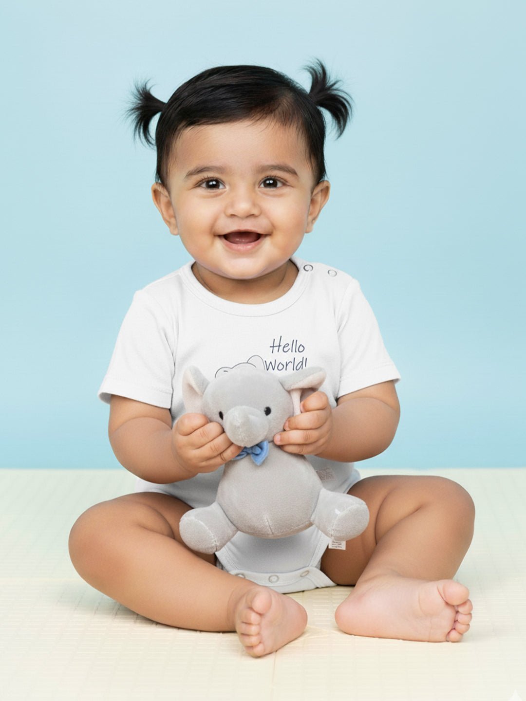  Hello World Baby Onesie White 11.81x7.87x0.39in 0.22lb