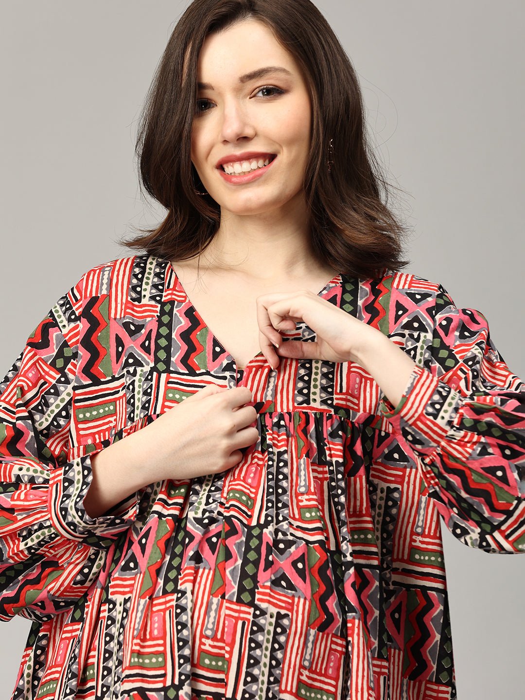  Hue's That Girl Maternity and Nursing Dress Multi