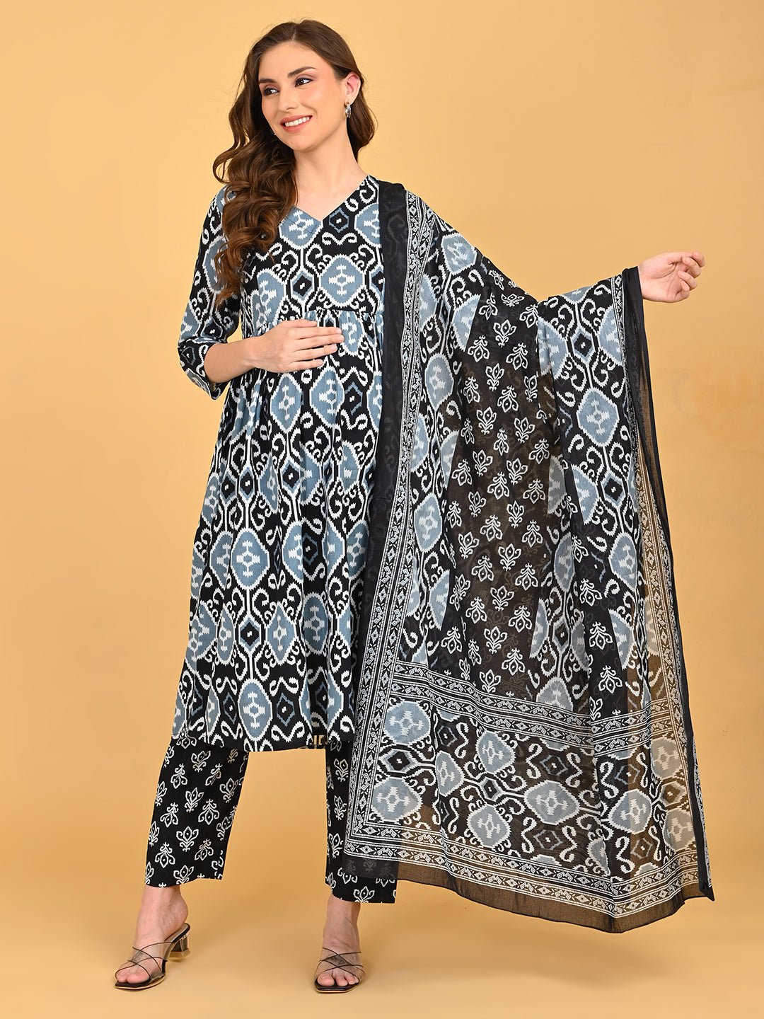  Ivory Shadow Maternity and Nursing Kurta Set Black