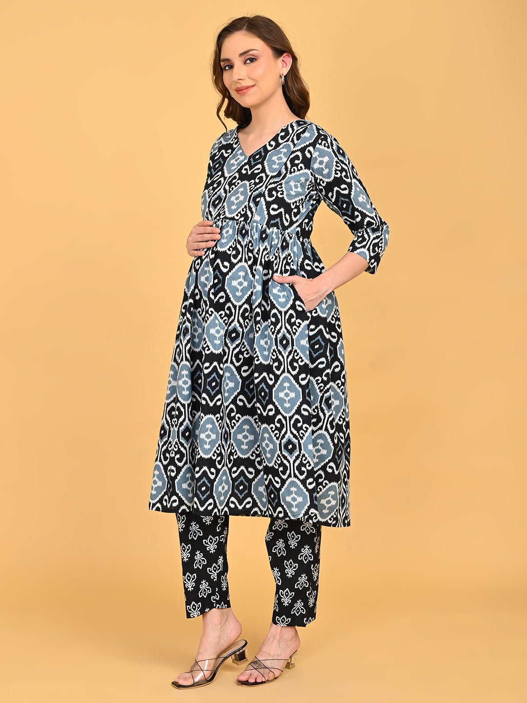  Ivory Shadow Maternity and Nursing Kurta Set Black