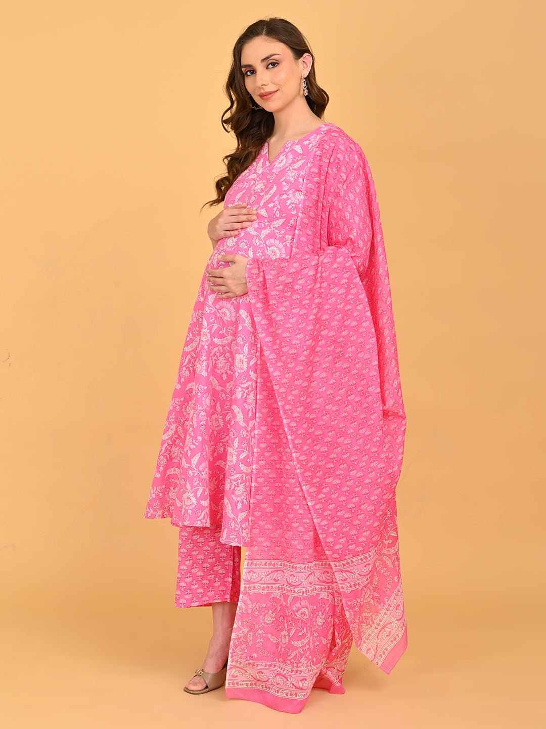  Mehr e Gulabi Maternity and Nursing Kurta Set Pink