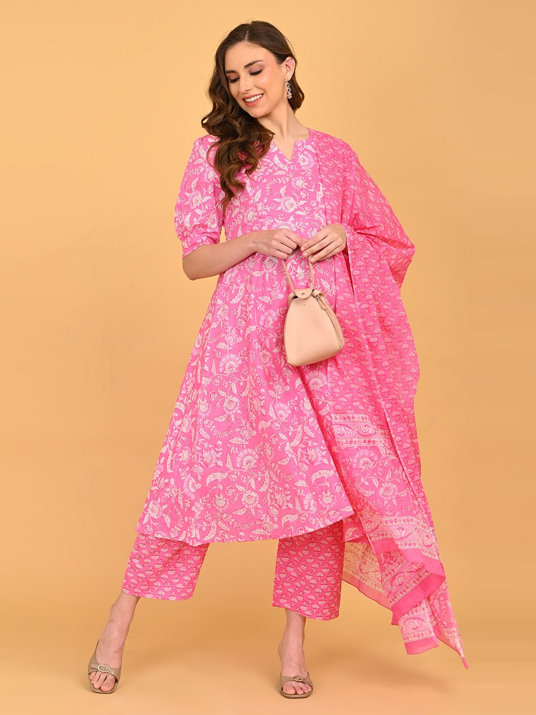 Mehr e Gulabi Maternity and Nursing Kurta Set Pink