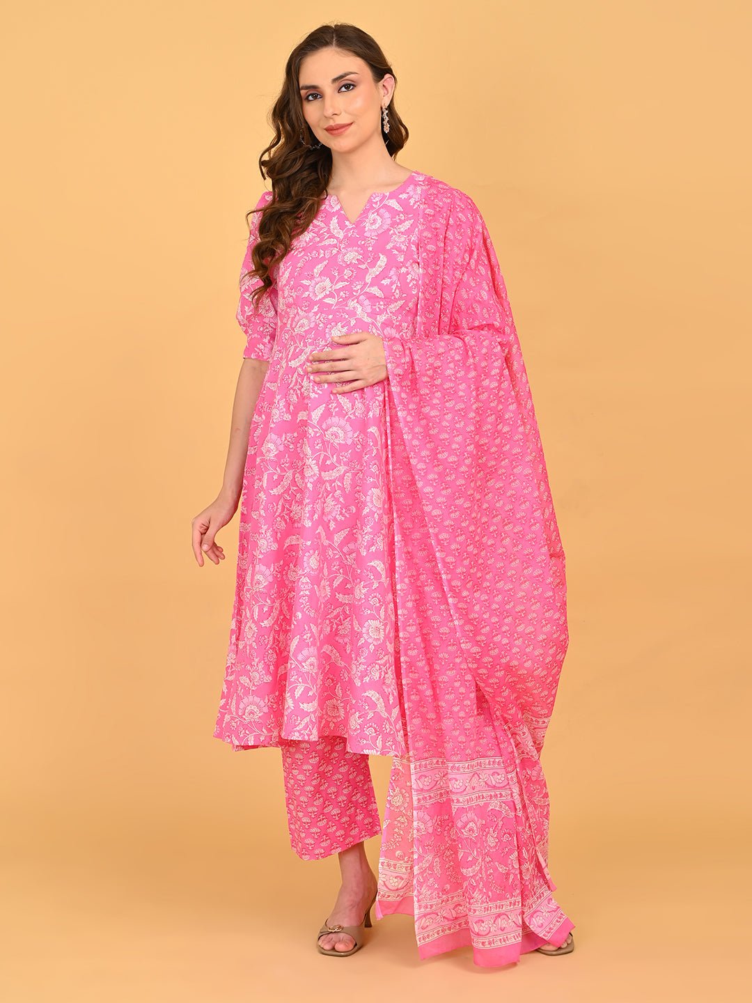  Mehr e Gulabi Maternity and Nursing Kurta Set Pink