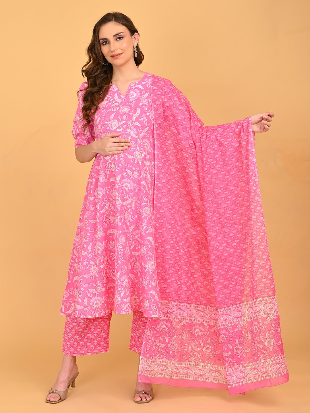  Mehr e Gulabi Maternity and Nursing Kurta Set Pink