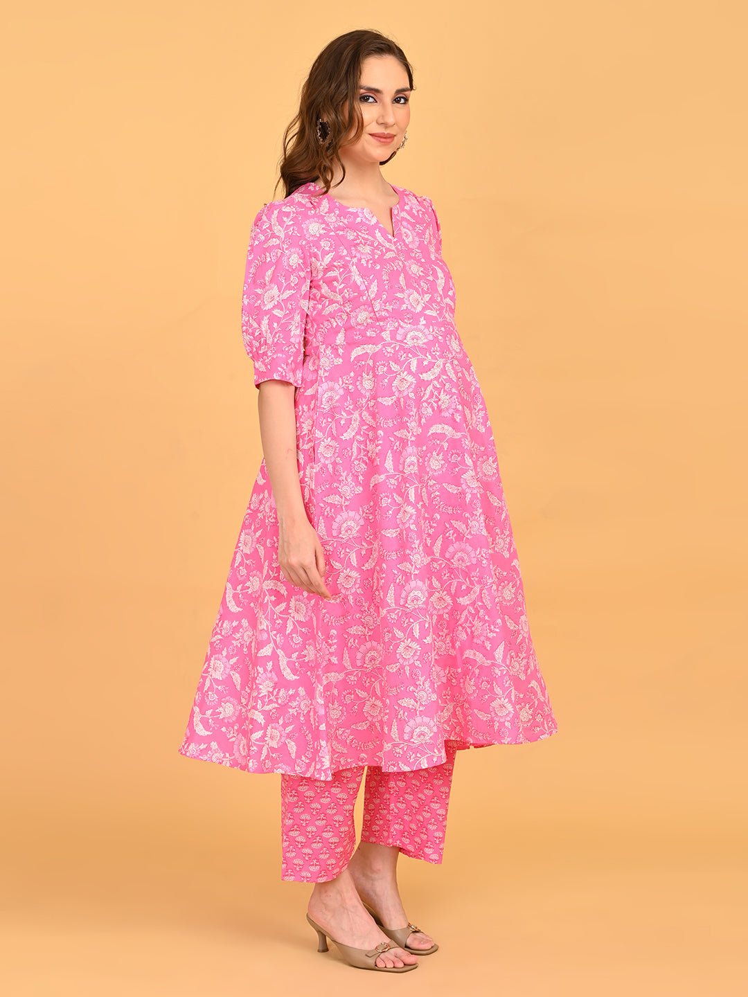  Mehr e Gulabi Maternity and Nursing Kurta Set Pink