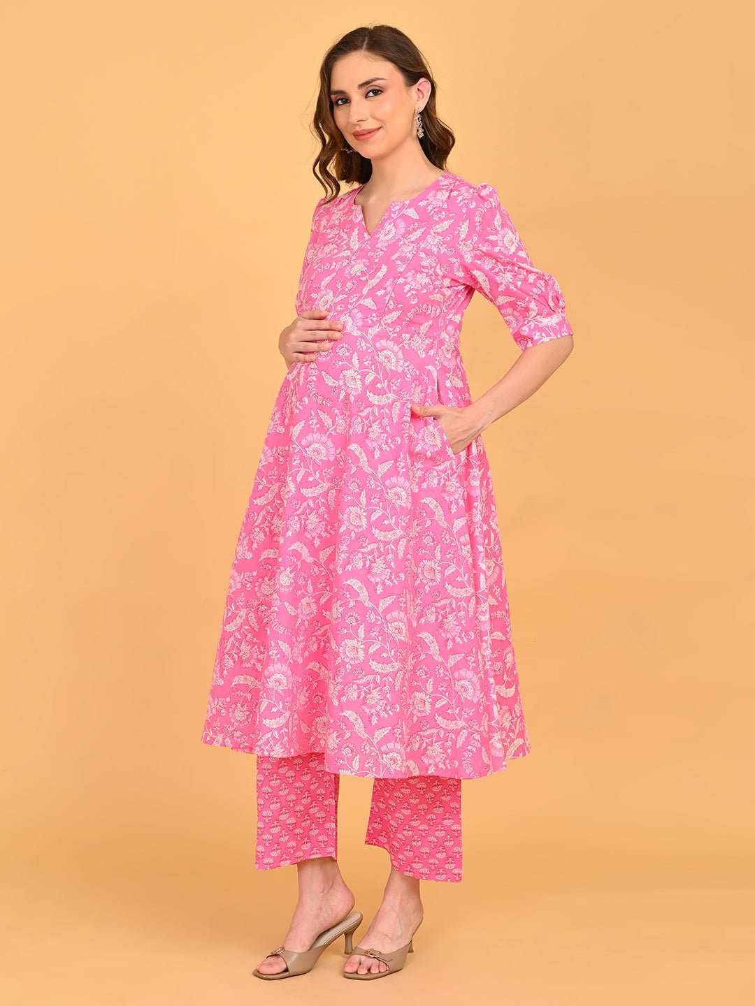  Mehr e Gulabi Maternity and Nursing Kurta Set Pink