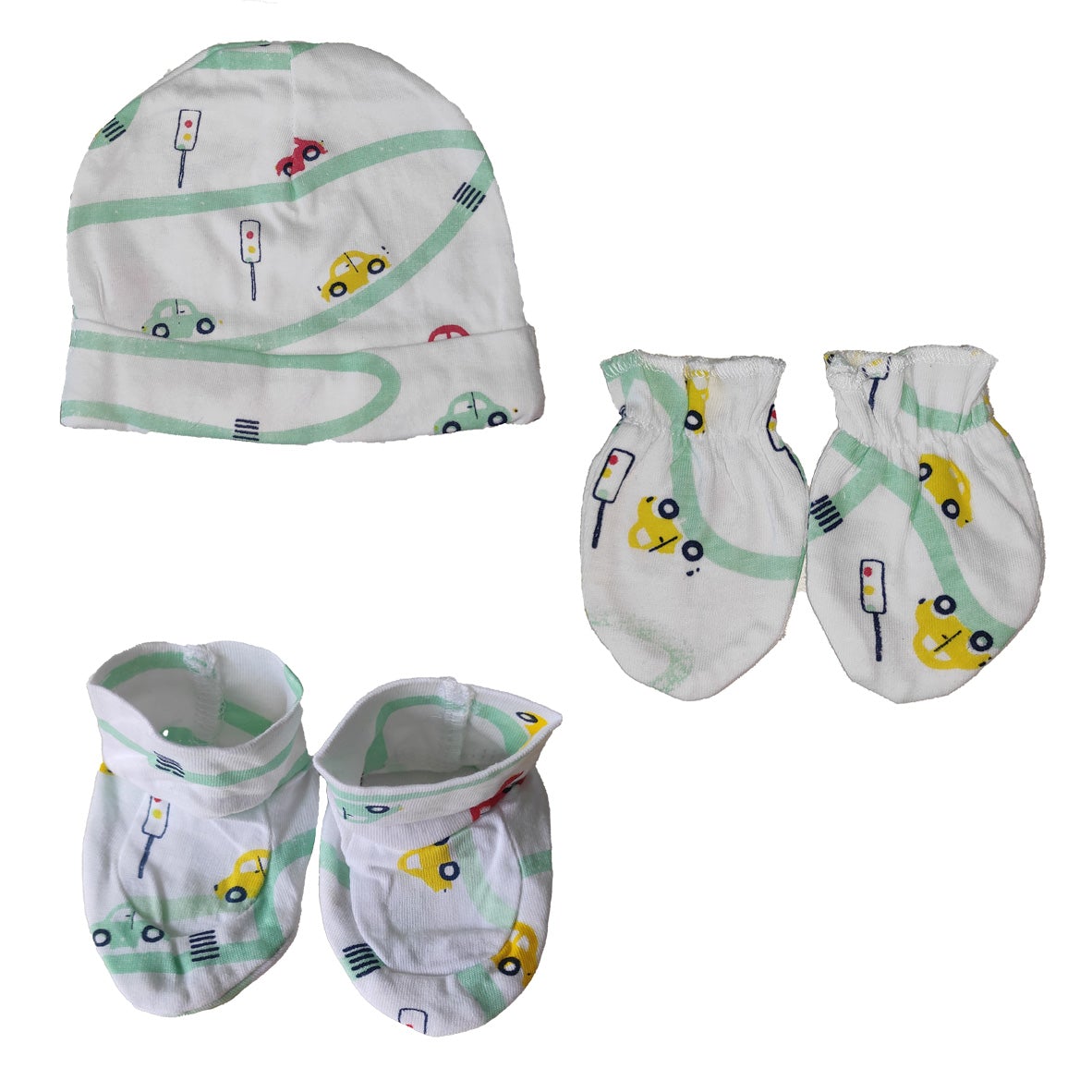  City Drive Mittens Booties and Cap Set