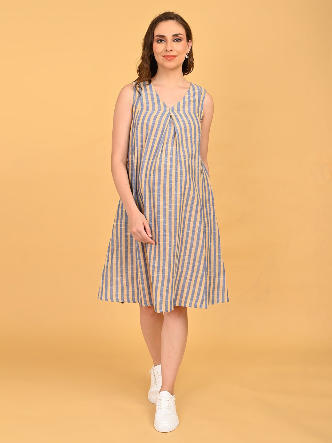  Modern Loom Maternity and Nursing Shacket Dress Multi
