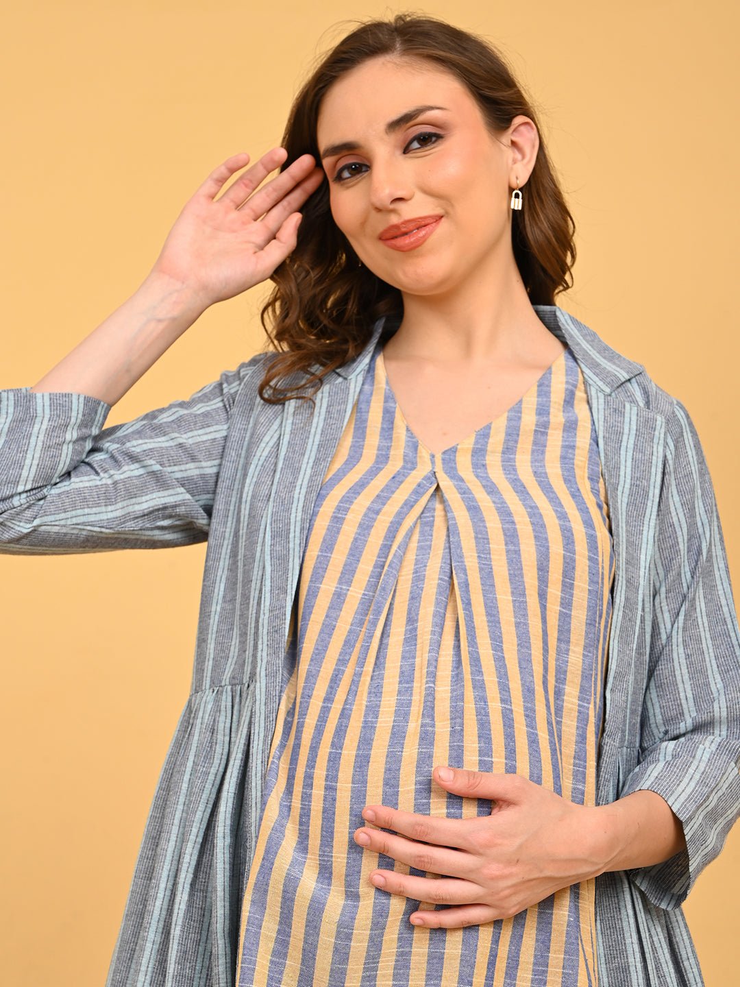  Modern Loom Maternity and Nursing Shacket Dress Multi
