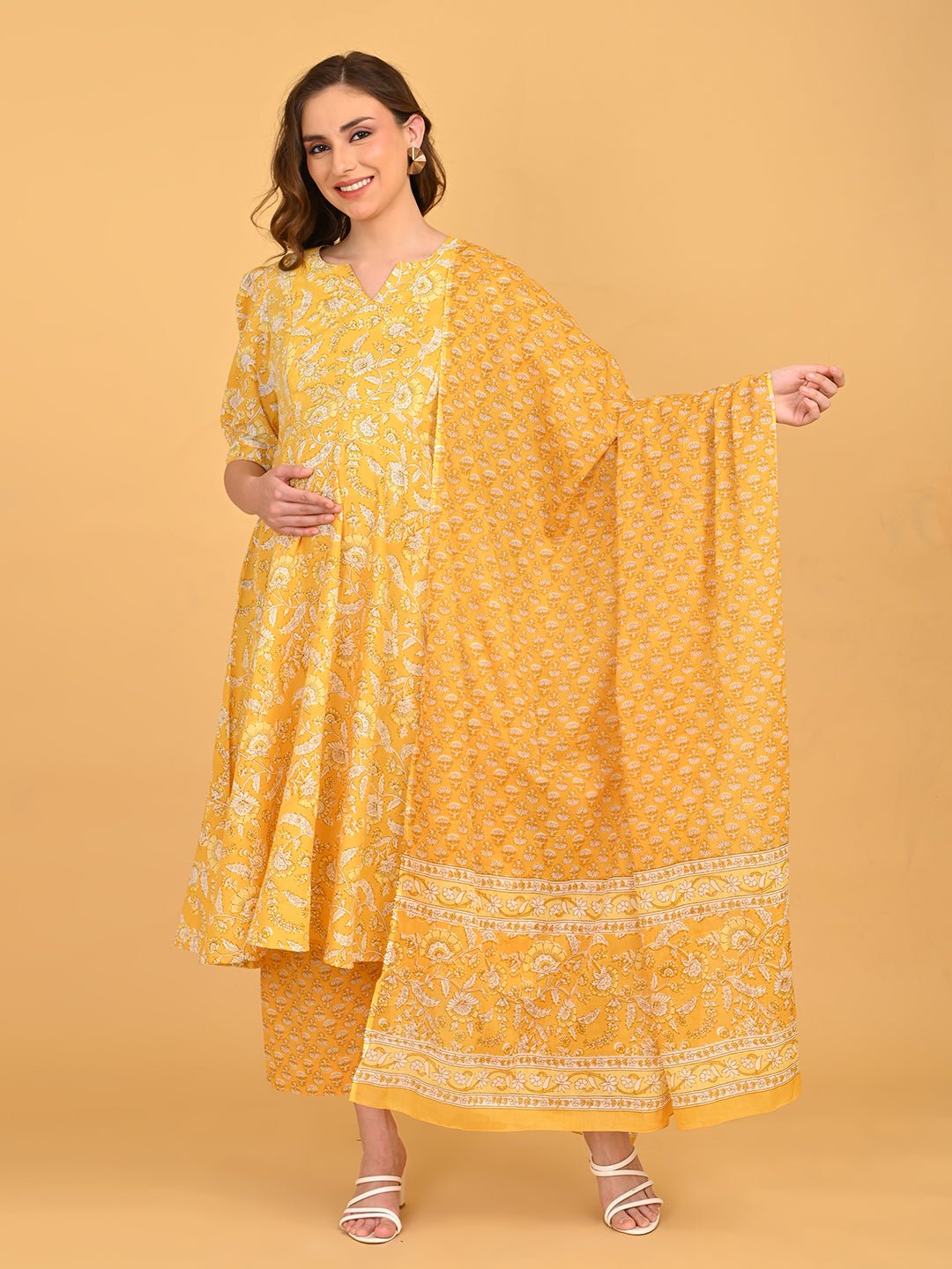  Phoolon Ka Noor Maternity and Nursing Kurta Set Yellow