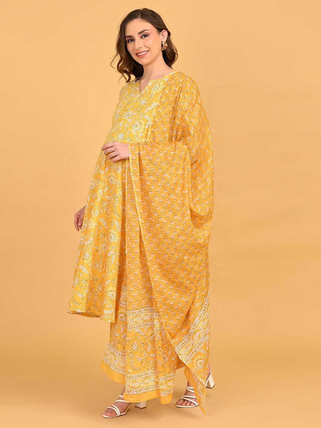  Phoolon Ka Noor Maternity and Nursing Kurta Set Yellow