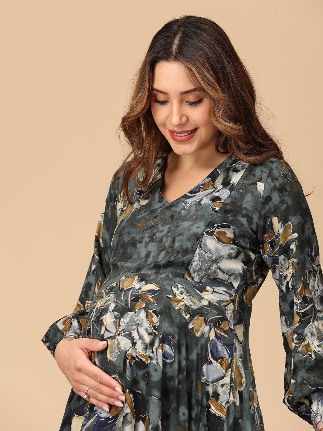  Pitch Please Maternity and Nursing Maxi Dress Multi