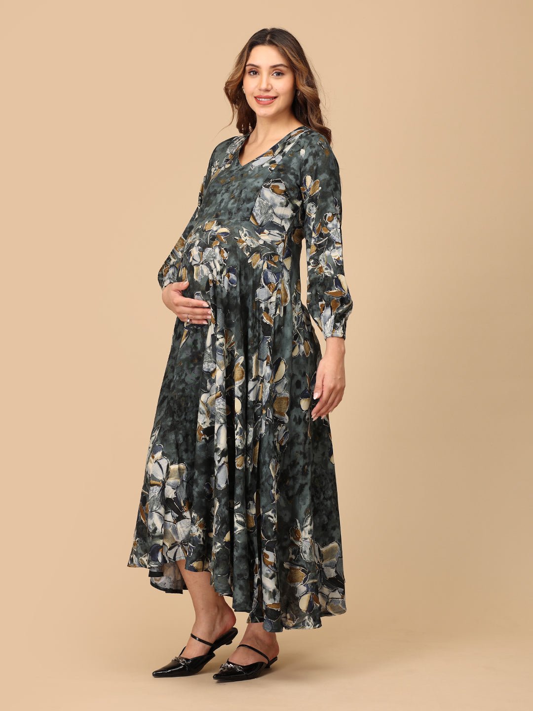  Pitch Please Maternity and Nursing Maxi Dress Multi
