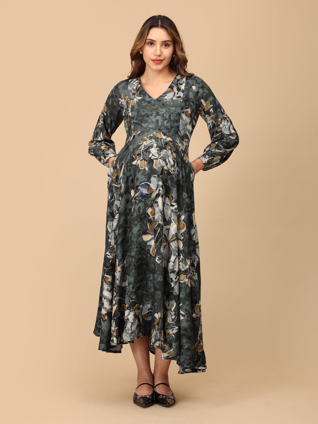  Pitch Please Maternity and Nursing Maxi Dress Multi