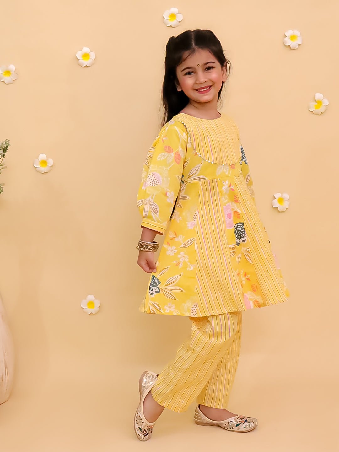 Ray of Style Floral Print Girls Anarkali Kurta Set