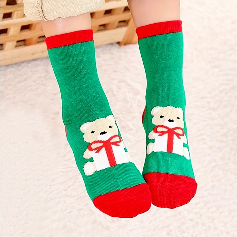 Little Surprise Box Red Green Christmas Ankle Socks Set