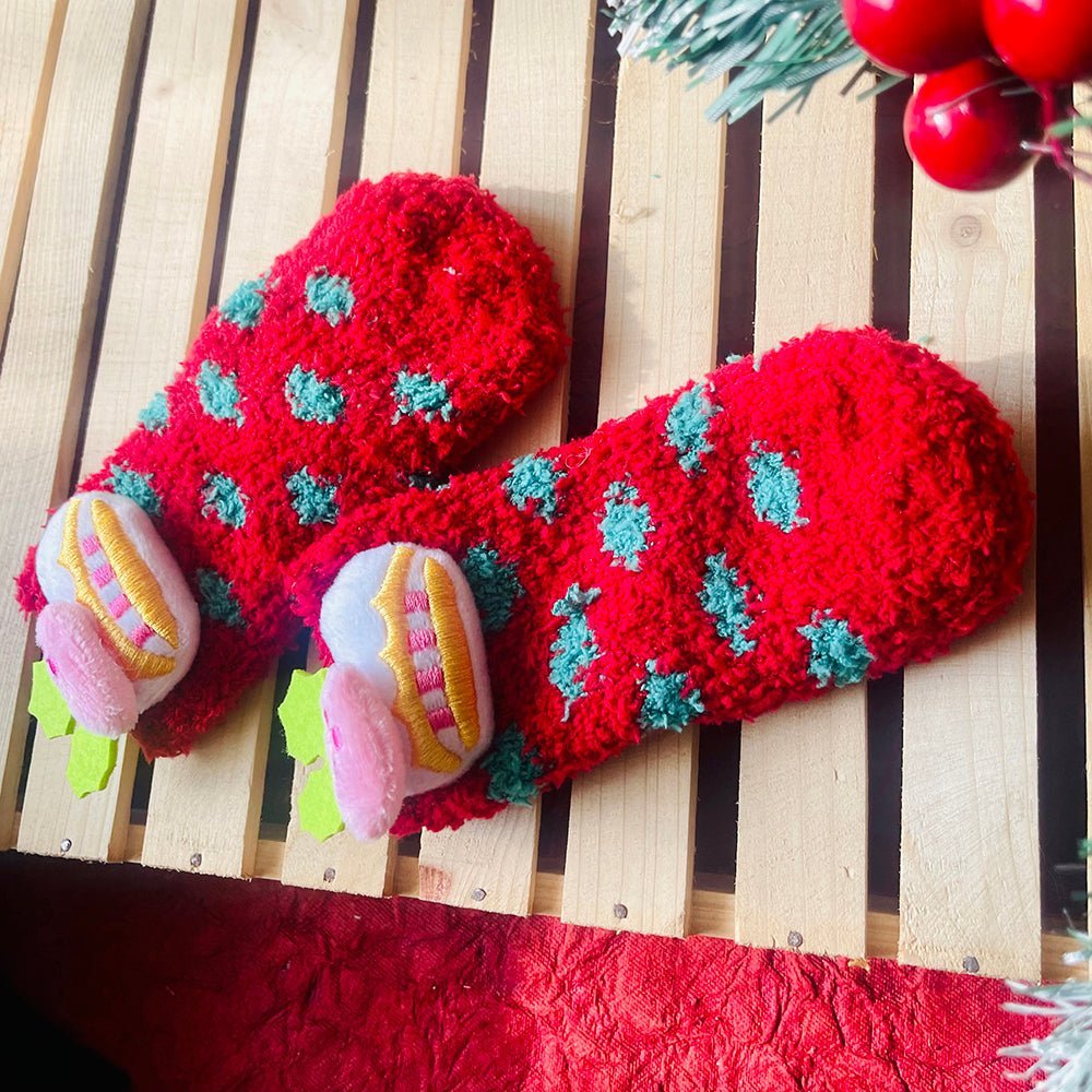 Little Surprise Box Red Xmas Cake Woolen Christmas Socks For Infants